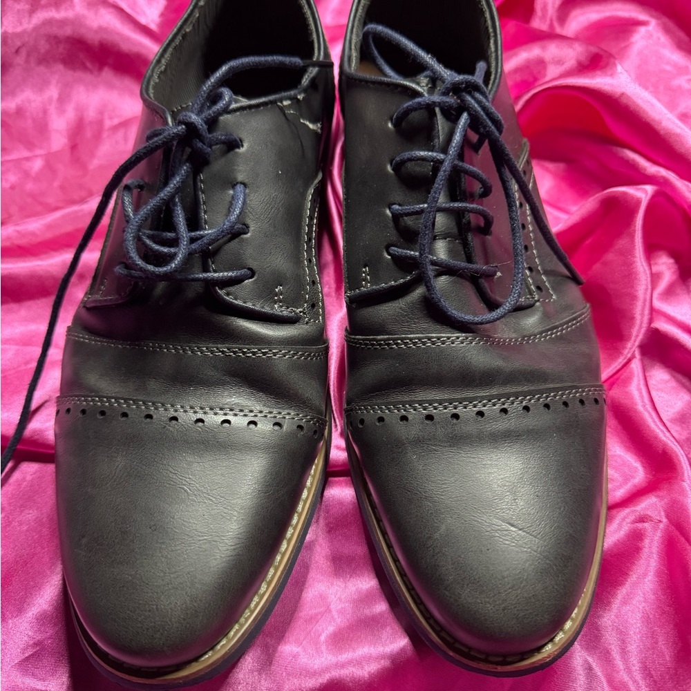 Globalwin Leather Shoes Black With Blue Laces Men’s Size 8